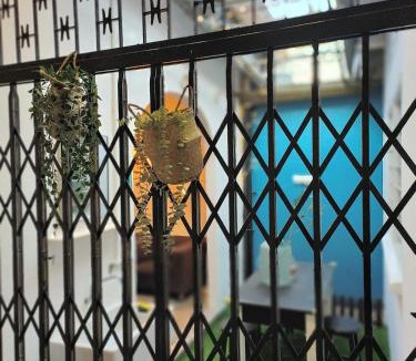 Tanjung Bungah Apartment | TG103a Pet Friendly 15pax, near beach side