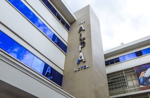 Kumintang Ibaba Hotel | The Alpa Hotel and Restaurant