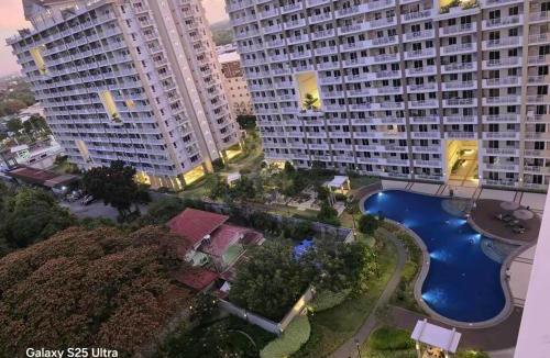 Paranaque Apartment | The Atherton by DMCI- 2BR FREE PARKING