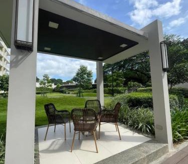 Paranaque Apartment | The Atherton by DMCI- 2BR FREE PARKING