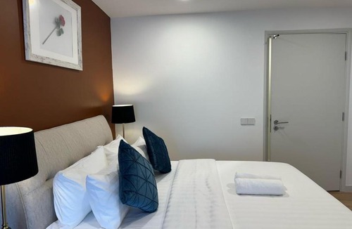 Kuala Lumpur Apartment | The Atrium at Jalan Ampang by OKBnB - Classy 3Bedroom Family Suite nearby KLCC , TRX and Pavilion KL