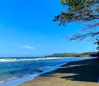Dumaguete House | The Bangka Beach Guesthouse