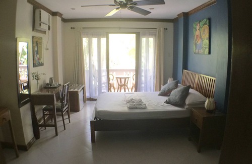 Lanas Hotel | The Beach House