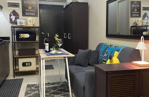 South Triangle Condo | The Cabin 360 at Symphony Towers
