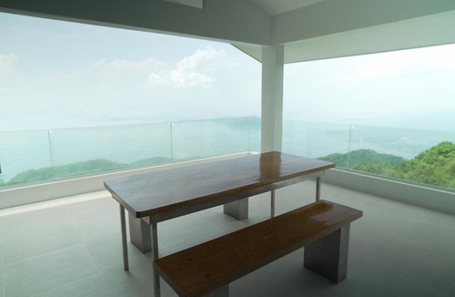 Tagaytay Hotel | The Carmelence View