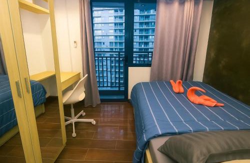 San Antonio Apartment | The Comfy Cove Swim Stream in Central Makati 2272