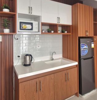 Basak Apartment | The Crib at Royal Oceancrest Mactan
