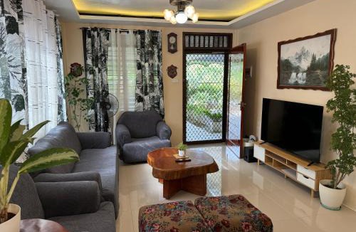 Baclayon Apartment | The Downtown Cabin Bohol