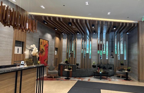 Salcedo Village Apartment | The Ellis Luxe Suites