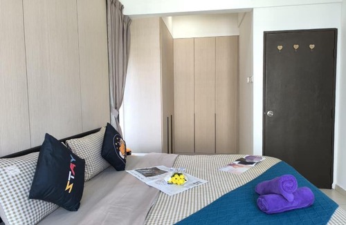 Sekudai Apartment | The Garden 3BR Family Suites Skudai Netflix BySTAY