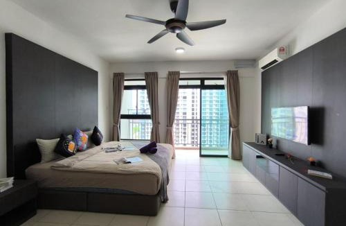 Sekudai Apartment | The Garden Stylish Couple Retreat W Balcony By STAY