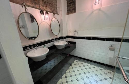 George Town Bed & Breakfast | THE GARDEN SUITE