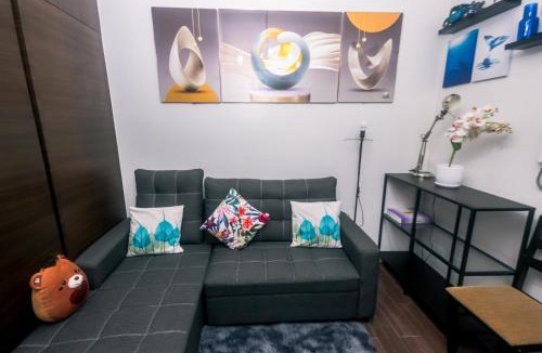San Antonio Apartment | The Giggle Spot Cozy Makati Hideaway Pool & Gym 2270