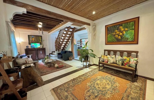 Tagaytay House | The Green Door Heritage Home - Tagaytay - Pet Friendly!