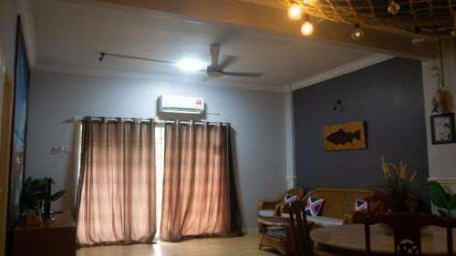 Kuala Selangor Apartment | The Homestay 211 - nearby sky mirror jetty