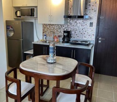 Santa Mesa Apartment | The Journeyman Suite at Covent Garden Sta Mesa Manila