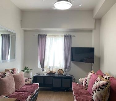 Cagayan de Oro House | The Loop Tower Downtown City Centre Comfy 2bR