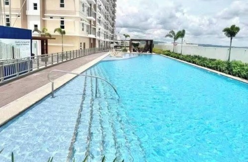 Marikina Condo | The MHR Pad | Cozy & Modern Heart of the City