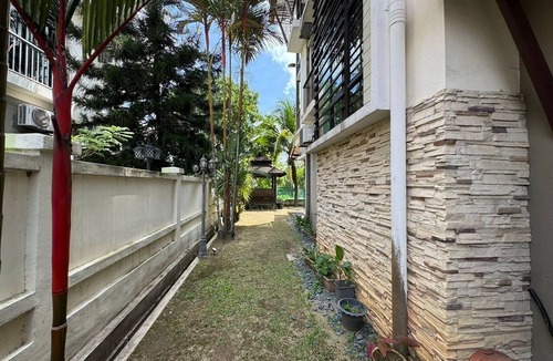 Bangi Golf Club House | The Oasis - Modern Villa with Private Pool, Gym, Pond & Chef’s Kitchen