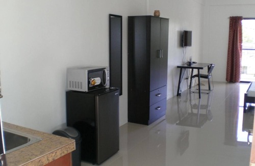 Muntinlupa House | The Palines Apartment Hotel