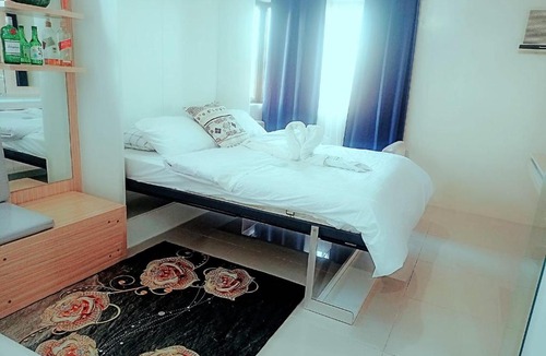 Mabolo Apartment | The persimmon condo