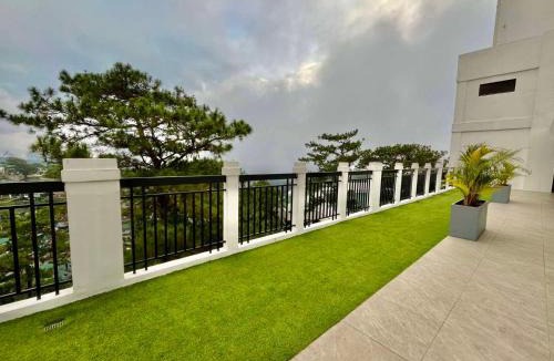 Baguio Hotel | The Plaza Garden Hotel and Residences