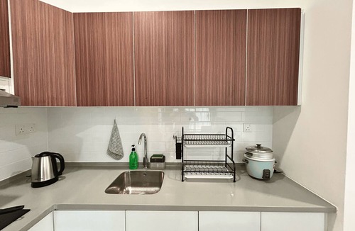 Taman Liong Seng Apartment | The Podium 3bdr 2bth 6-8 Pax Apartment Homestay Near City