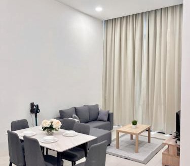Taman Charming Apartment | The Podium 3R2B 7PaxFree Parking opposite AEON Mall