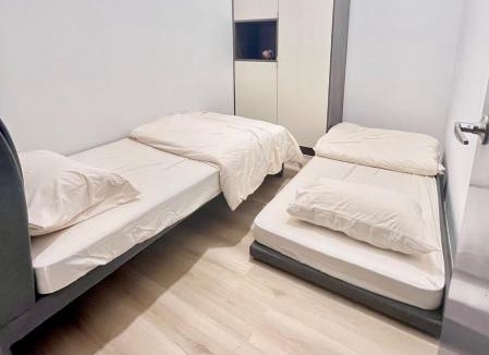 Taman Charming Apartment | The Podium 3R2B 7PaxFree Parking opposite AEON Mall