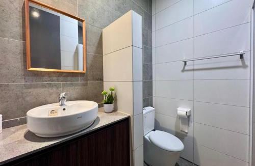 Taman Charming Apartment | The Podium-3R2B-Free 2 Parking-12 Pax-D333