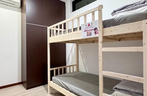Taman Charming Apartment | The Podium-3R2B-Free 2 Parking-12 Pax