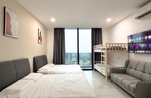 Taman Charming Apartment | The Podium-Studio-Free 1 Parking-6 Pax