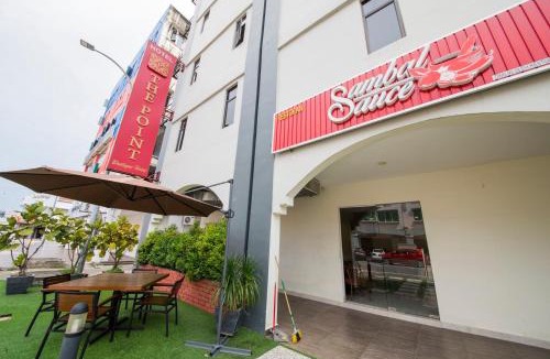 Taman Tampoi Indah Hotel | The Point Boutique Hotel