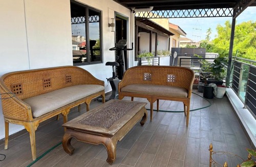 Subang Jaya House | The Sanctuary-Subang Jaya, max 10pax with the price shown for 7pax and extra price for 8 - 10 pax