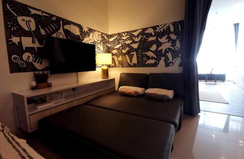 Downtown Kota Kinabalu Apartment | The Shore Artsy Studio Kota Kinabalu