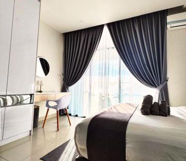 Downtown Kota Kinabalu Apartment | The Shore Kota Kinabalu by Ems Executive Suites Seaview