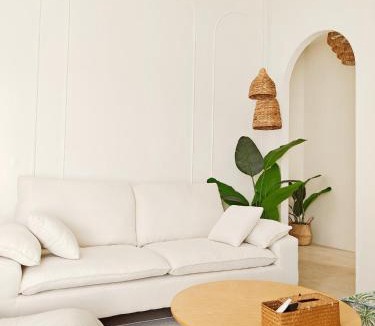 Dauis Apartment | The Shores House