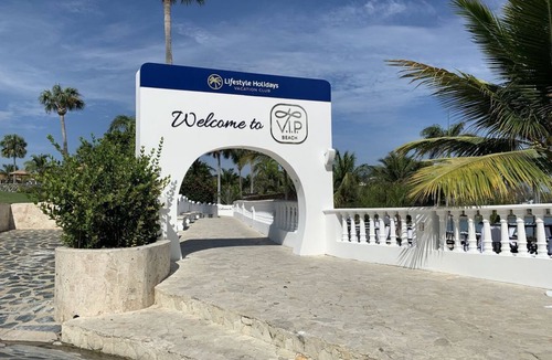 Los Brazos Resort | The Tropical Suites at Lifestyle Resorts