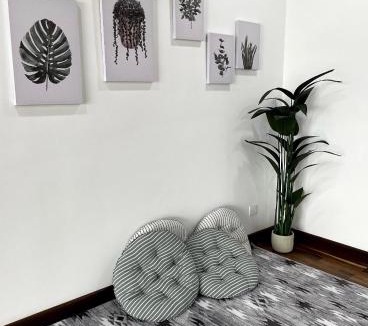 Sitiawan Apartment | The Venus - Spacious Wooden TOP Floor Apartment