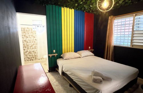 Barrio New York Bed & Breakfast | The watermelon House