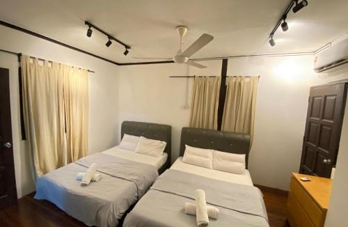 Si Rusa Villa | The Wooden Retreat Port Dickson -22 paxs