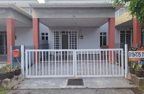 Alor Gajah House | Therapy House Village