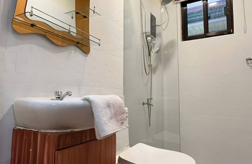 Villasis Bed & Breakfast | This space provides comfort, privacy, and convenience.