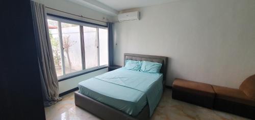 Angeles City Villa | Timog Pool Villa