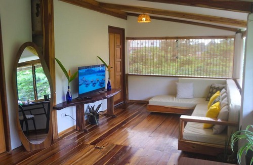 Port Barton Villa | Tinatanaw Villa
