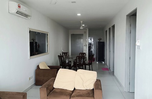 Pusat Komersil Lee Ling Apartment | TiTi Homestay in Matang, Kuching, Sarawak