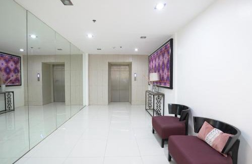 Cebu Hotel | Tom's Cabin Hotel