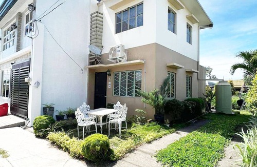 Talomo District House | Town House beside Beach Resort & Tourist Attarctions. your Home away from Home.