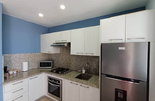 Dominicus House | Tracadero Marina 39 Apt, 1 Bdr.