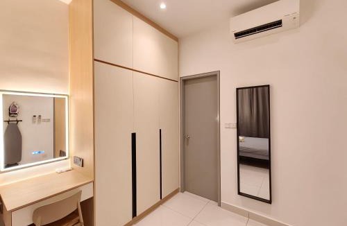 Kampung Bukit Dukong Apartment | Traders Park Apartment City View Brand New 3 Bedroom At C180 Cheras